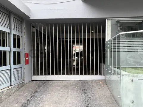 VENTA COCHERA en VILLA DEL PARQUE  BAJAS EXPENSAS