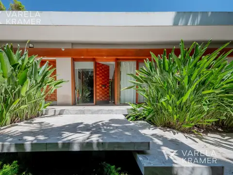 Casa en Venta en Olivos, USD 2.680.000