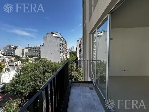 Venta de Departamento monoambientes con balcón en Monserrat