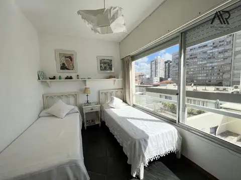 Departamento 4 ambientes con 2 baños