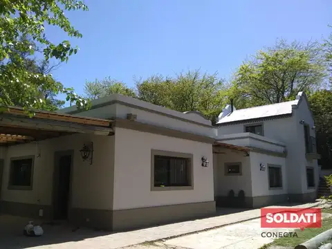 Casa en Alquiler Temporal con 2 cocheras