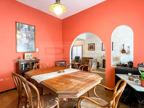 Casa 4 ambientes con 4 baños