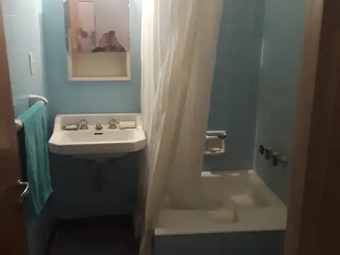 Venta. Miramar. Departamento a 1 cuadra del Mar. 2 ambientes y medio