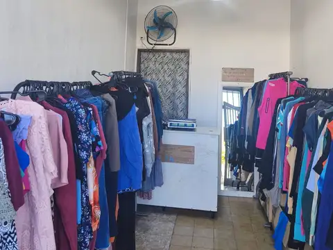 Local en Venta 66 años