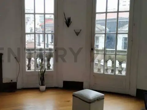 VENTA  DEPARTAMENTO 8 AMBIENTES, MONSERRAT, APTO PROFESIONAL