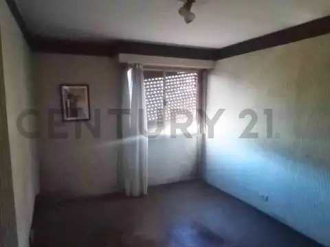 Departamento en Venta de 3 Dormitorios en Casco Urbano, La Plata.