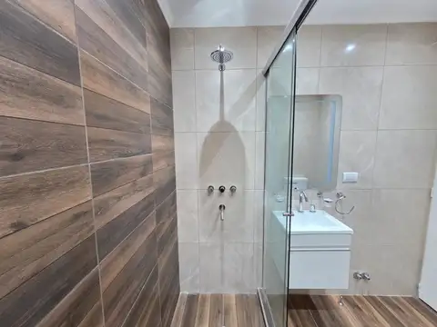 Depto Tipo Casa en Venta en Valentin Alsina, USD 49.500