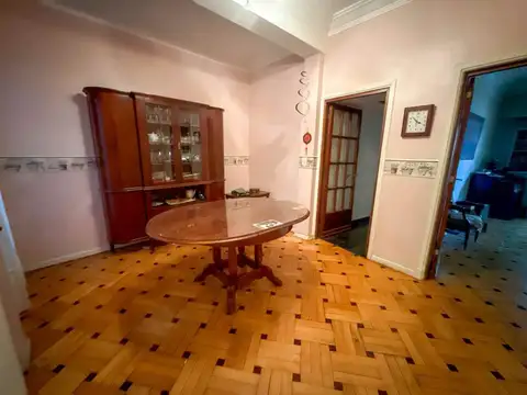 Depto Tipo Casa 6 ambientes con 3 baños