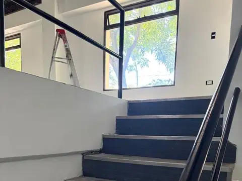 Local en Alquiler en Pilar Centro, $ 900.000