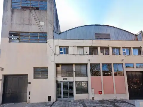 Depósito/ Galpón con Oficinas - Doble Frente y Planta Libre