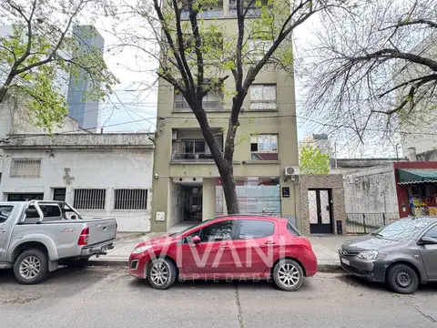 Calle 57 entre 18 y 19, La Plata - VENTA DE SEMIPISO DE 1 DORMITORIO