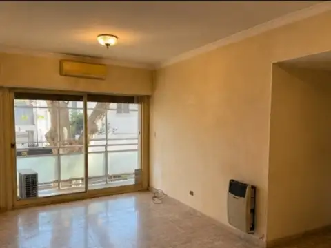 Teodoro García 2200, Piso 1