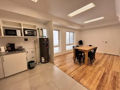 Departamento 7 Ambientes reciclado en Microcentro