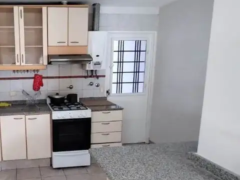 Depto Tipo Casa en Alquiler en Parque Chas, $ 750.000
