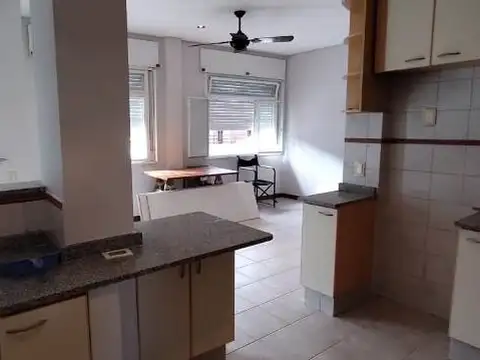 Depto Tipo Casa 2 ambientes con 1 baño