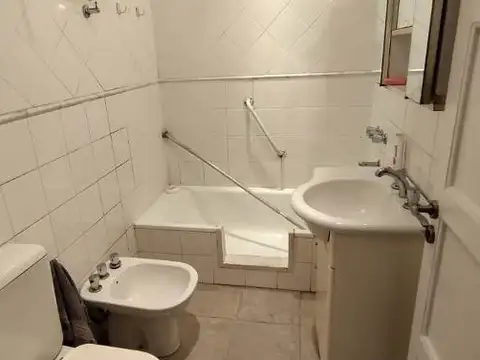 Depto Tipo Casa en Alquiler al Este