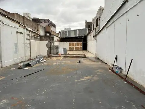 Alquiler de Galpón/Local Comercial de en Villa Santa Rita