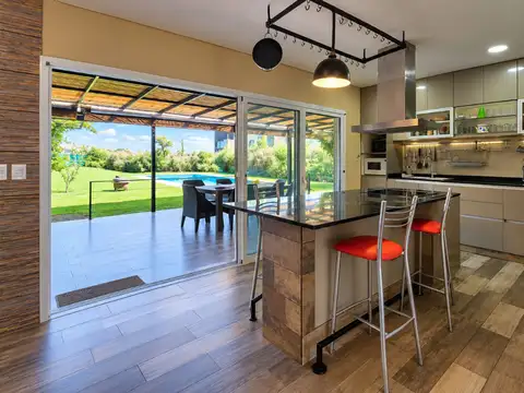 Casa en Venta de 4 dormitorios
