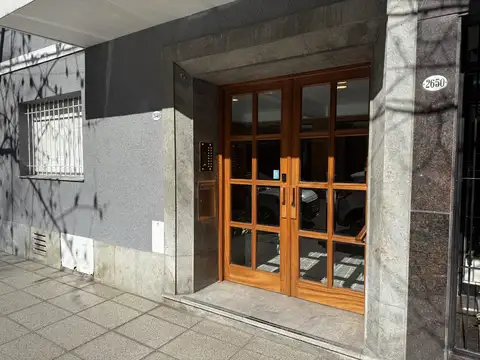 Departamento de 3 ambientes contrafrente, con lavadero, exc. ubicación!
