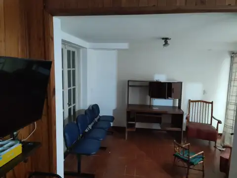 Depto Tipo Casa en Venta 50 años