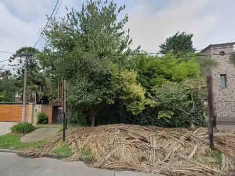 VENTA LOTE 723 m2 CASTELAR NORTE 