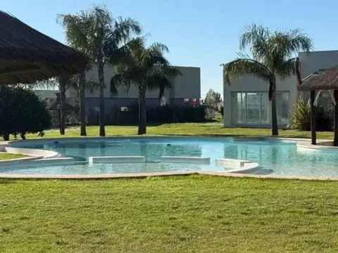Terreno en Venta de 657,0 m2