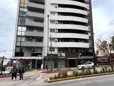 PENTHOUSE TIPO DÚPLEX 2 DORMIS C/PILETA Y QUINCHO