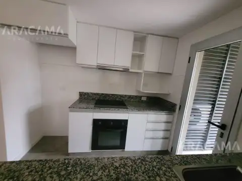 Valentín Alsina  al 400