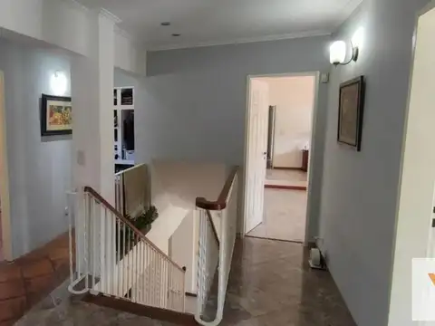 Casa en Venta en Garin, USD 179.000
