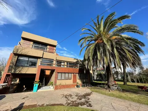 CASA FRANCISCO ALVAREZ