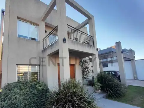 Casa en Venta al Suroeste