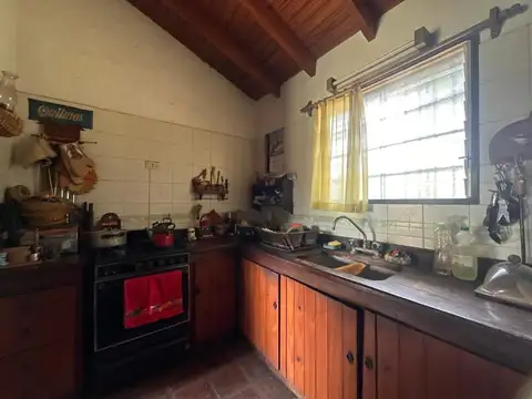 Casa 3 ambientes con 2 baños