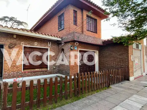 Casa en Venta 4 amb en Moreno