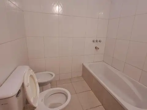 Alquiler PH 2 ambientes con patio en Saavedra. SIN EXPENSAS