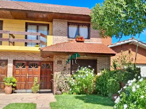 DUPLEX 3 AMBIENTES JARDIN GARAGE