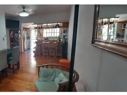 Depto Tipo Casa 4 ambientes con 2 baños