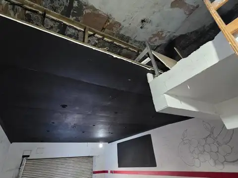 Local en Alquiler en Mataderos, $ 700.000