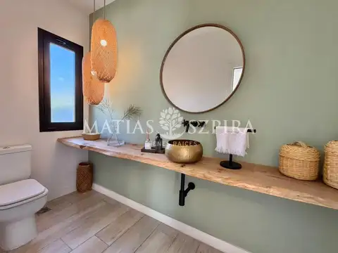 Casa en Venta en Francisco Álvarez, USD 330.000