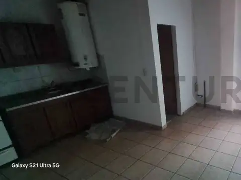 Juan Larrea 1700, Piso 0