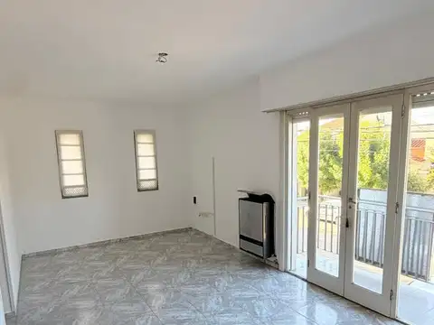 Departamento 3 amb. con balcón y cochera - Laprida y Dorrego