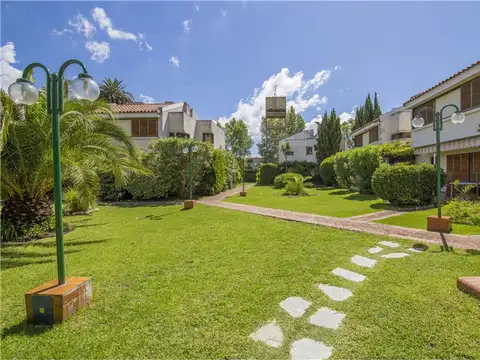 Venta Departamento 3 ambientes.Tigre.Barrio Cerrad