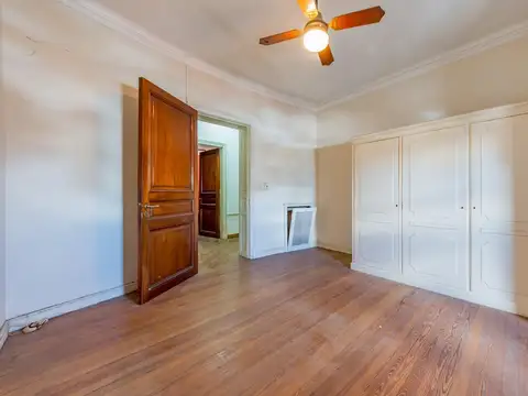 Departamento 12 ambientes con 2 baños