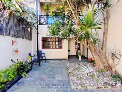 Venta Triplex 6 Amb pileta apto credito San Isidro