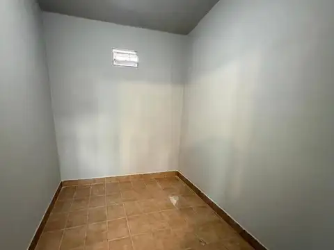 Casa en venta con jardin y parrilla en Escobar.