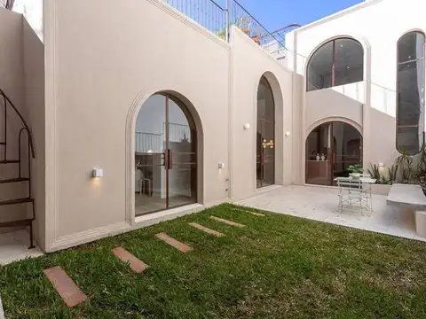 Casa en Venta con 1 cochera