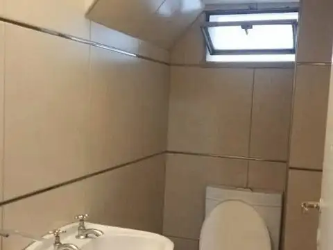 SE ALQUILA CASA APTA MULTIPLE DESTINOS