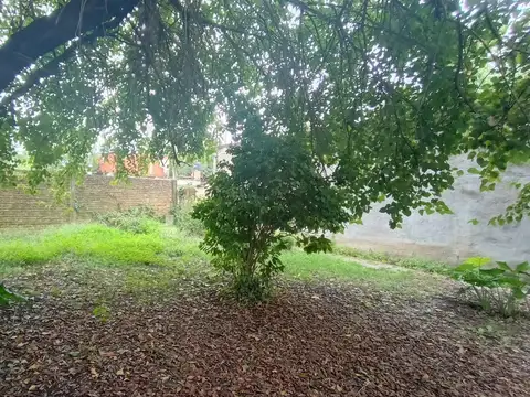 LOTE con construcción