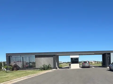 Terreno en Venta 20  mts Frente