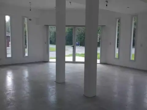 Local en Venta en Los Hornos, USD 90.000