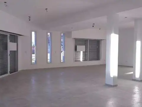 Local en Venta en Los Hornos, USD 90.000